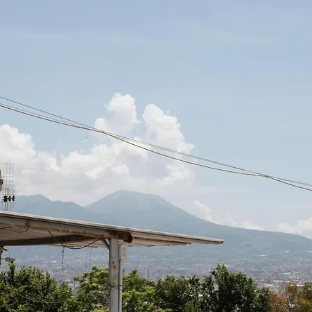 Vesuvio Capodichino דירה *